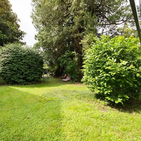 Cardano Close To Every Destination Apartment *