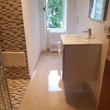 Cardano Close To Every Destination Apartment Maccagno