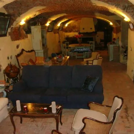 Apartment Cardano Close To Every Destination