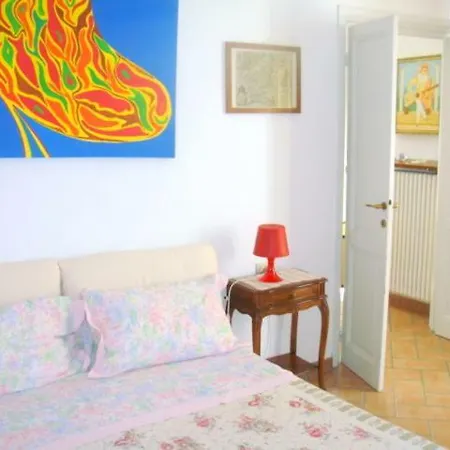 Cardano Close To Every Destination Apartment *